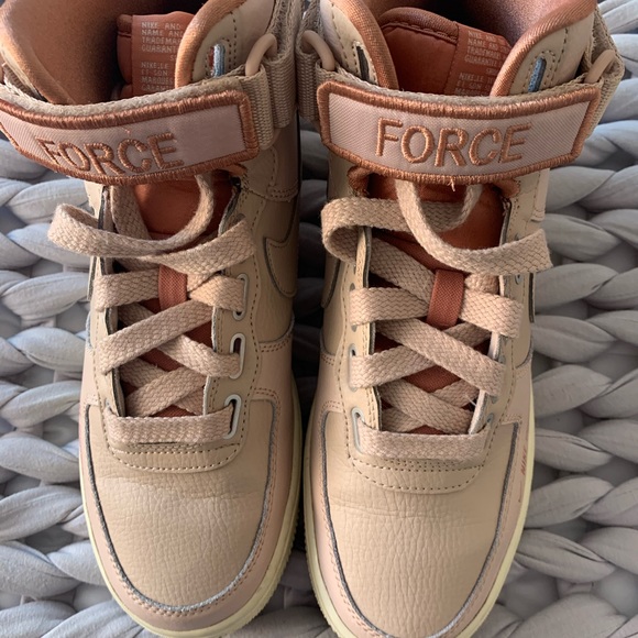 Nike Air Force 1 high top sneakers - Picture 4 of 5